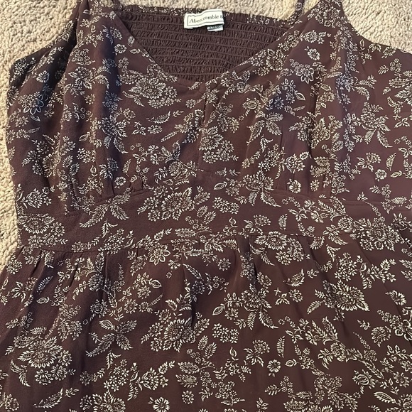 Adjustable spaghetti strap purple floral tank top Abercrombie & Fitch - Picture 3 of 3